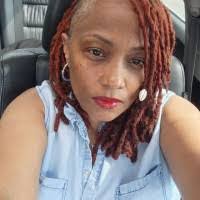 Vicky Little's Instagram, Twitter & Facebook