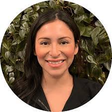 Karen Bisson's Instagram, Twitter & Facebook