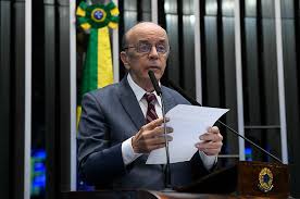 Amigos de josé serra estavam impressionados com os relatos. Jose Serra Presta Homenagem A Alberto Goldman Senado Noticias