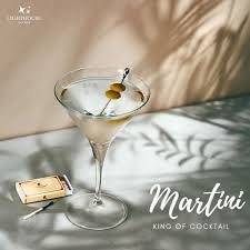 Lighthouse Sky Bar - “ Mùi hương em nồng say Một chút Martini Hòa cùng một chút Armani You will be craving for me” Chắc hẳn ai cũng 1 lần nghe qua