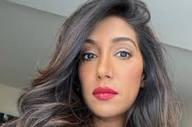 BBC Breakfast's Tina Daheley leaves fans swooning with rare topless pic of  husband