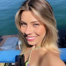 Fernanda Borba (@fcrborba) • Threads, Say more