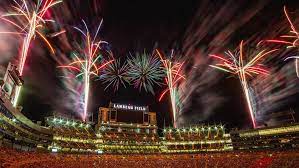 Make the right impression in your meetings with professionally designed zoom backgrounds. Bring Lambeau Field To Your Next Video Green Bay Packers Facebook