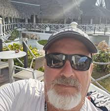 Has anyone taking b12 injection i been looking into early stages of als and  what can help in the way of vitamin and I take so many now but here of this