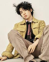 photo cha junhwan for april issue of vogue korea magazine 2018 kpopmap vogue korea figure skating poses for men