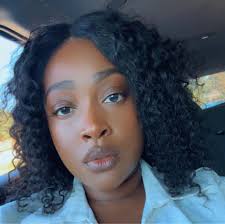 What wedding planning and coordination services are available in North  Carolina?