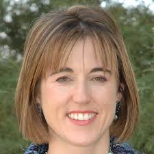 Chandra Edwards's Instagram, Twitter & Facebook