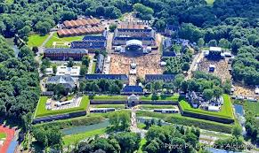 Le attrazioni locali includono i monumenti del posto e molto di più. Ville D Arras La Citadelle Le Camping Et Arras Vu Du Facebook