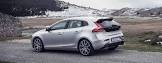 VOLVO-V40