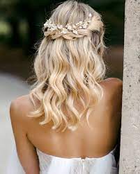 41 Perfect Wedding Hairstyles For Medium Hair In 2021 Simple Wedding Hairstyles Floral Hair Pieces Wedding Hairstyles
