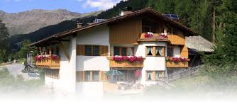 See 6 traveller reviews, 13 candid photos, and great deals for haus gstrein, ranked #15 of 28 b&bs / inns in obergurgl and rated 4.5 of 5 at tripadvisor. Ferienwohnungen Appartements Poschacherhof In Obergurgl Hochgurgl Otztal