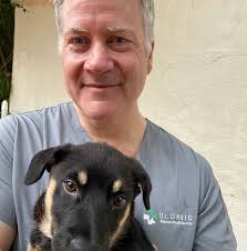 團隊成員| Dr David Veterinary