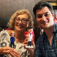 Custom Grandma Bobble Head, Custom Grandma Statue, Custom Female Bobble  Head---a0108