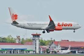 Jurusan hukum termasuk jurusan paling populer di negeri ini. 2 Penumpang Meninggal Dalam Penerbangan Jeddah Surabaya Ini Tanggapan Lion Air Halaman All Kompas Com