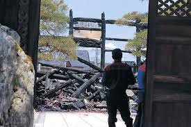 本堂、庫裏全焼 火元か 高岡・大法寺 少なくとも10棟延焼 鎮火まで8時間40分（北國新聞社）