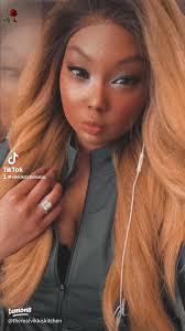 Meet Vikki: Your Korean Skincare Enthusiast 🌸✨