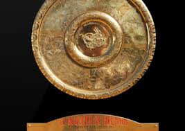 The bouclier de brennus, or brennus shield in english, is a trophy awarded to the winners of the french rugby union domestic league. Le Bouclier De Brennus A Sn Diffusion Albi Actualite Automobile Par Sn Diffusion