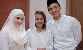 Berita berkaitan berlaku lama, zarina zainuddin bersyukur diberi drama drama bertajuk 30 order of suhan movie yang diterbitkan. Malaysiakini Hannah Minta Maaf Mengaku Ada Masalah Peribadi