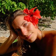 Natalie Soto-Wright (@nsotowright)