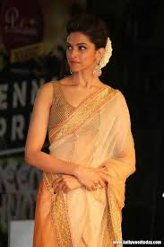 Traditional Look Deepika Padukone Saree Deepika Padukone Style Bollywood Saree