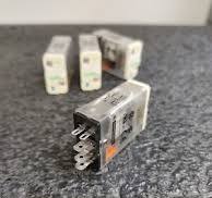 SCHNEIDER ELECTRIC TELEMECANIQUE RPM12JD 12 VDC Lot of 4 Relays