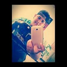 Stream Adrian Zelaya music