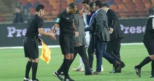 ويجرى الاجتماع الكروى بين الفريق الاول لنادى الزمالك امام الفريق الاول لنادى اسوان فى تمام الساعة السابعة عشية اليوم الخميس الموافق السابع عشر من شهر يونيو من العام الراهن عشرين واحد وعشرين بتوقيت العاصمة المصرية القاهرة. Koragate Ø§Ù„Ø¯ÙˆØ±Ù‰ Ø§Ù„Ù…ØµØ±Ù‰ Ù„Ø¬Ù†Ø© Ø§Ù„Ø­ÙƒØ§Ù… Øª Ø¹Ø§Ù‚Ø¨ Ø­ÙƒÙ…ÙŠ Ø§Ù„Ø³Ø§Ø­Ø© ÙˆØ§Ù„ÙØ§Ø± Ø¨Ù…Ø¨Ø§Ø±Ø§Ø© Ø§Ù„Ø²Ù…Ø§Ù„Ùƒ ÙˆØ£Ø³ÙˆØ§Ù†