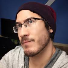 Amber Nothnagel (@sleeplessxiao)