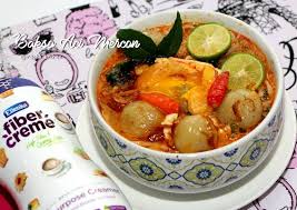 Masukkan garam, gula, kaldu, lada lalu tumis merata. Bagaimana Cara Memasak Bakso Aci Mercon Yang Yummy