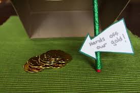 Resultado de imagen de leprechaun caught in a trap