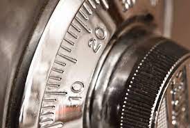 Spitzenleistungen von und für menschen mit den ansprüchen eines unternehmers. Merkur Bank Die Etwas Andere Bank Aktie Boersengefluester