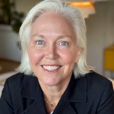 I'm honored (and mildly alarmed) to be this year's honoree at the upcoming  Help For Children charity event—a day filled with golf, pickleball, and the  noble art of pretending we know what