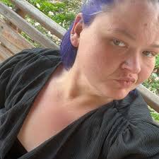 1000-Lb Sisters' Amy Slaton Breaks Down in Tears