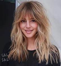 50 Cute And Effortless Long Layered Haircuts With Bangs In 2020 Long Shag Haircut Long Hair With Bangs Layered Haircuts With Bangs