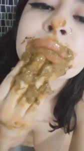 Latina scat webcam MILF eating own shit - more at Pervert.Chat XXX Porn  Video - PervertTube.com
