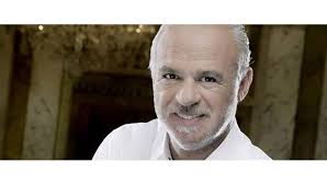 Ünlü Türk turizmciye kırmızı bülten