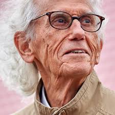 Muere el artista Christo, dedicado al Land Art