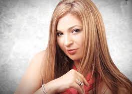 قالت الفنانة نهلة سلامة ، إنها لم تستغل علاقة زواجها بالمخرج محمد خان لكي تحصل على دور الراقصة دينا في أحد الأفلام، وأن محمد خان والفنان أحمد زكي هما من اختاروا الممثلين في العمل، مشيرة إلى أنها. Ù†Ù‡Ù„Ø© Ø³Ù„Ø§Ù…Ø© ØªÙØ¶Ø­ ÙØ´Ù„ Ø²ÙˆØ§Ø¬Ù‡Ø§ Ù…Ù† Ø§Ù„Ù…Ø®Ø±Ø¬ Ù…Ø­Ù…Ø¯ Ø®Ø§Ù† Ù…Ø¬Ù„Ø© Ø³ÙŠØ¯ØªÙŠ