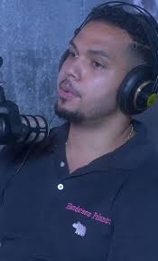 😅Raulin es o no es? #raulinrodriguez #🇩🇴 #podcast #lgbt🌈