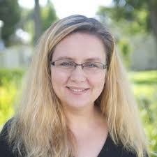 Colette Beard's Instagram, Twitter & Facebook