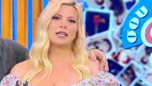 We did not find results for: Antelina Bar8akoyrh 3espase Gia To 8ema Twn Kilwn Ths Moy Elegan Eisai San Falaina Den Pas Poy8ena In Gr