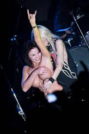 Taylor Momsen Nude Photo and Video Collection - Fappenist