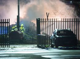 The aircraft carrying foxes' chairman vichai srivaddhanaprabha, pilots izabela roza. Helicopter Belonging To Leicester City Owner Crashes In Flames Outside Club S Stadium The Independent The Independent