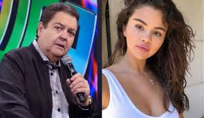 Multi color rhinestone sweet 16 black celebrity cocktail dress selena gomez. Globo Parabeniza Selena Gomez Com Foto Do Faustao