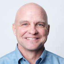 The Marine Corps retired two legends yesterday. LtGen Dave Bellon and Susan  Bellon are among the most impactful and genuine leaders I've had the  pleasure of serving with in my 31 year