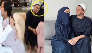 Maybe you would like to learn more about one of these? Kakak Neelofa Muatnaik Video Hari Raya Tapi Sudah Padam Netizen Berjaya Rakam Dan Apa Yang Berlaku Buat Ramai Tak Puas Hati Airnws