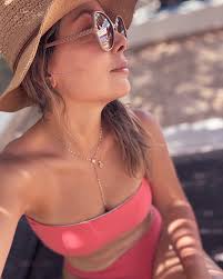 𝐃𝐑 𝐍𝐎𝐑𝐀 𝐒𝐓𝐀𝐍𝐅𝐎𝐑𝐃 𝐏𝐥𝐚𝐬𝐭𝐢𝐜 S𝐮𝐫𝐠𝐞𝐨𝐧