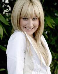 Ashley Tisdale!!~!!