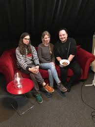 Das rote sofa moderatoren das rote outdoor sofa einzigartig. Pin Auf New Music On Timezone