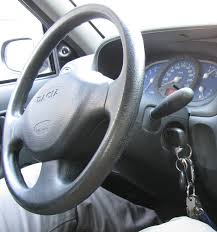 Nov 25, 2019 · to unlock the door manually and mechanically, use the small key attached to your fob. Car Key Wikipedia